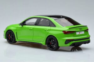 Audi RS3 8Y Sedan Grön GT Spirit 1:18 GT414 Resin — bild 5 av 6