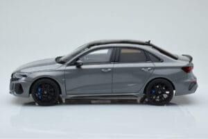 Audi RS3 8Y Sedan Performance Edition Grå GT Spirit 1:18 GT885 Resin — bild 3 av 6