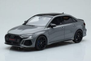 Audi RS3 8Y Sedan Performance Edition Grå GT Spirit 1:18 GT885