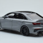Audi RS3 8Y Sedan Performance Edition Grå GT Spirit 1:18 - image 5 of 6
