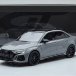 Audi RS3 8Y Sedan Performance Edition Grå GT Spirit 1:18 - image 6 of 6