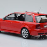 Audi RS4 B5 Avant Röd Otto 1:18 - image 5 of 6