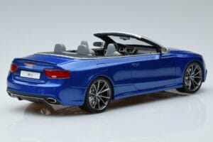 Audi RS5 B8 Cabriolet Blå GT Spirit 1:18 ZM053 Resin — bild 2 av 6