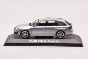 Audi RS6 C6 Monza Silver Minichamps 1:43 5010710213