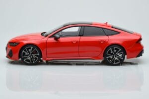 Audi RS7 C8 Sportback Röd Kengfai 1:18 VAKF-0332 Resin — bild 4 av 7