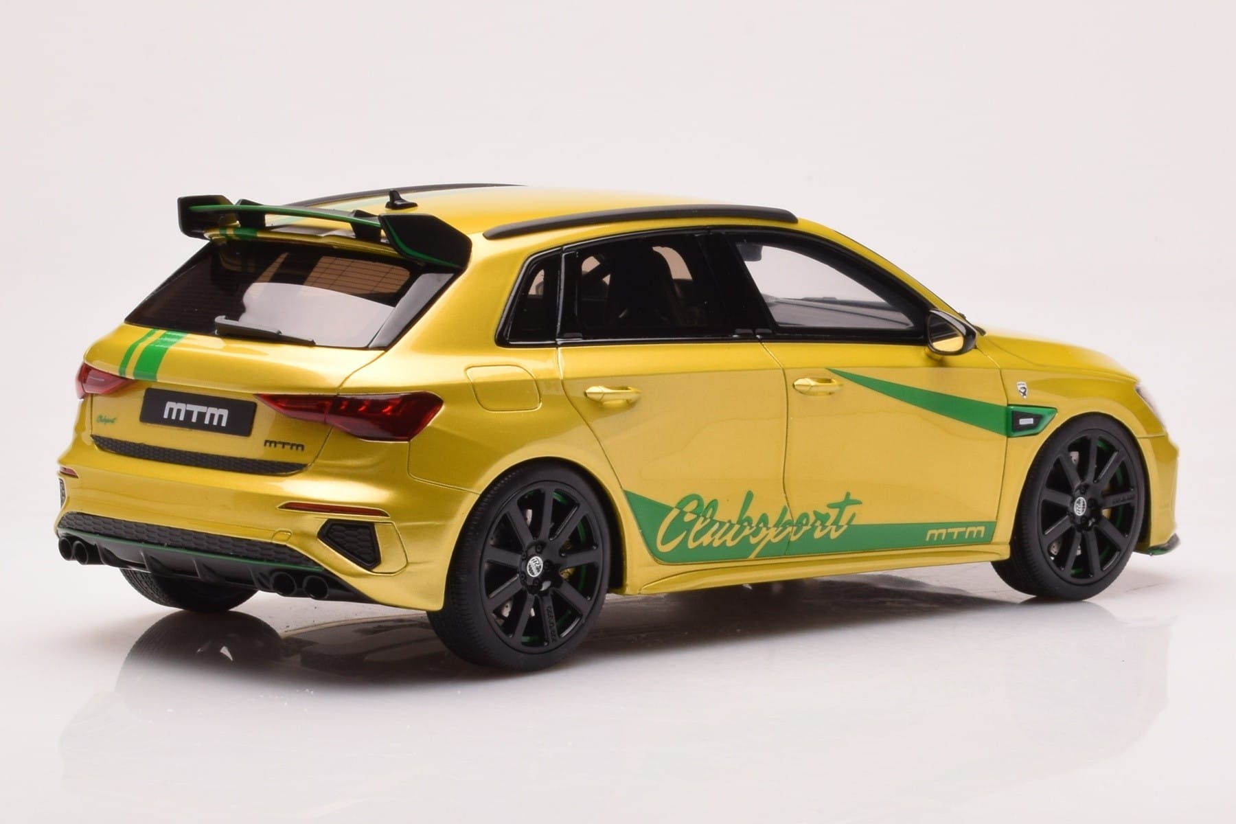 Audi S3 8Y MTM Clubsport Gul GT Spirit 1:18 GT891 Resin — bild 2 av 6