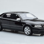 Audi S8 D2 Svart Otto 1:18 - image 4 of 6