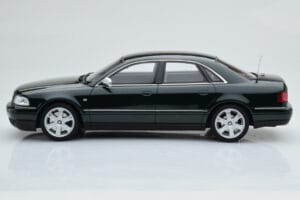 Audi S8 D2 Grön Otto 1:18 OT916 Resin — bild 3 av 6