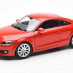 Audi TT 8J Röd Metallic Minichamps 1:18