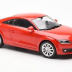 Audi TT 8J Röd Metallic Minichamps 1:18 - image 6 of 8