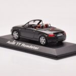 Audi TT 8N Roadster Grå Minichamps 1:43 - image 3 of 4