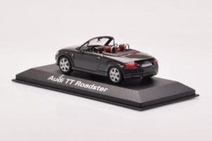 Audi TT 8N Roadster Grå Minichamps 1:43 430017235 Metall — bild 3 av 4