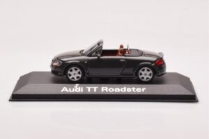 Audi TT 8N Roadster Grå Minichamps 1:43 430017235