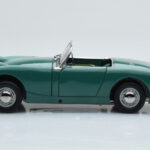 Austin-Healey Sprite Grön Kyosho 1:18 - image 5 of 8