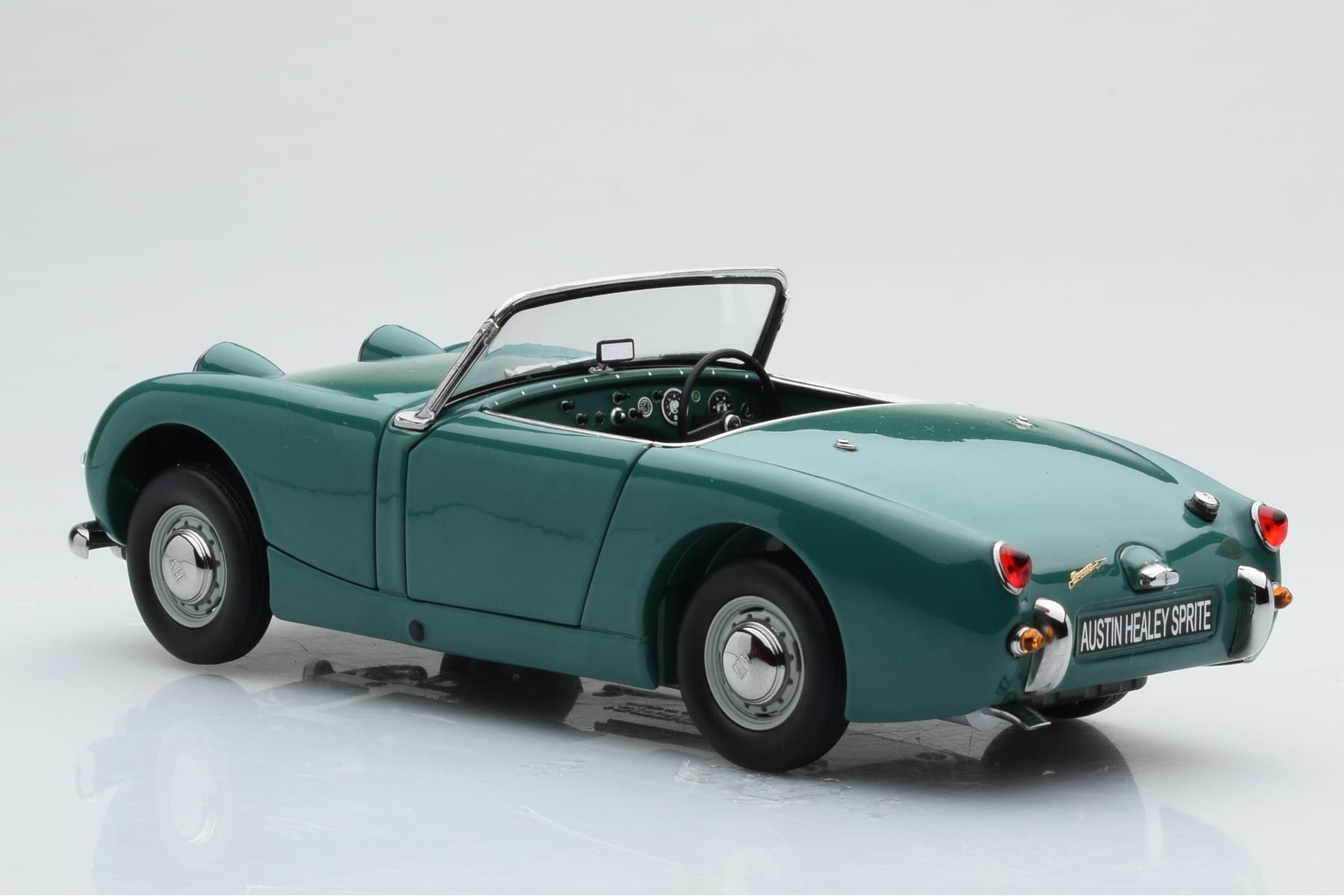 Austin-Healey Sprite Grön Kyosho 1:18 08953LG Metall — bild 7 av 8