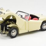 Austin-Healey Sprite Mk I Open Old English Vit Kyosho 1:18 08953EW - image 2 of 8