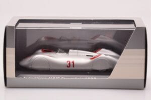 Auto Union Stromlinie #31 AVUS 1937 Silver Minichamps 1:43 5030900503 Metall — bild 4 av 4