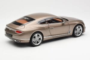 Bentley Continental GT Dark Cashmere Metallic Norev 1:18 182781 Metall — bild 3 av 8