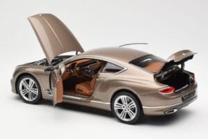 Bentley Continental GT Dark Cashmere Metallic Norev 1:18 182781 Metall — bild 5 av 8