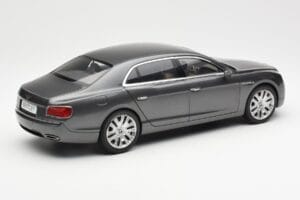 Bentley Flying Spur W12 Granite Grå Kyosho 1:18 08891GN Metall — bild 3 av 8