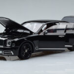 Bentley Mulsanne W.O. Edition By Mulliner Svart Almost Real 1:18 - image 2 of 11