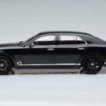 Bentley Mulsanne W.O. Edition By Mulliner Svart Almost Real 1:18 - image 5 of 11