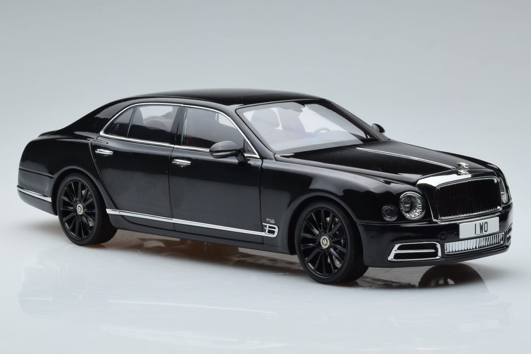 Bentley Mulsanne W.O. Edition By Mulliner Svart Almost Real 1:18 830508 Metall — bild 6 av 11