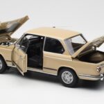 BMW 2002 Ti E10 Sahara Beige Kyosho 1:18 08541BG - image 5 of 8