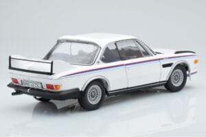 BMW 3.0 CSL E9 Vit Dealer Edition Minichamps 1:18 80435A5D020 Metall — bild 3 av 7