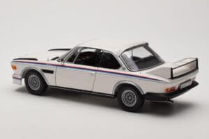 BMW 3.0 CSL E9 Vit Heritage Edition Minichamps 1:18 80432411550 Metall — bild 7 av 8