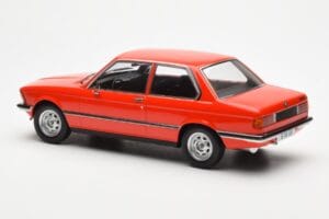 BMW 318 E21 Röd KK-Scale 1:18 KKDC180041 Metall — bild 5 av 6