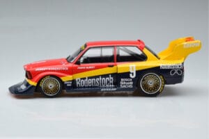 BMW 320 Group 5 #9 F. Albert DRM Norisring 1979 MCG 1:18 MCG18808R Metall — bild 3 av 6