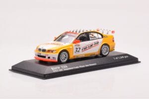 BMW 320i E46 Wiechers Sport #32 Hennerici / Wiechers WTCC 2005 Minichamps 1:43 400052432 Metall — bild 2 av 4