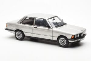 BMW 323i E21 Aspen Silver AUTOart 1:18 80430433552 Metall — bild 6 av 8
