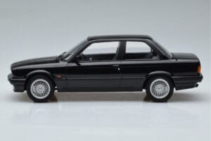 BMW 325i E30 Svart Norev 1:18 183203 Metall — bild 3 av 6