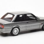 BMW 325i E30 Grå Metallic Otto 1:18 - image 2 of 6