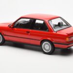 BMW 325i E30 Röd Norev 1:18 - image 5 of 6