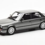 BMW 325i E30 Sedan Dolphin Grå Otto 1:18