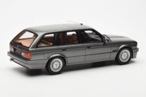BMW 325i E30 Touring Grå Otto 1:18 OT929 Resin — bild 2 av 6