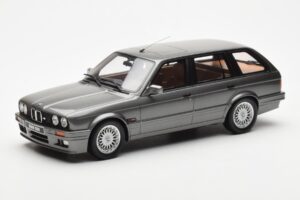 BMW 325i E30 Touring Grå Otto 1:18
