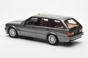 BMW 325i E30 Touring Grå Otto 1:18 OT929 Resin — bild 5 av 6
