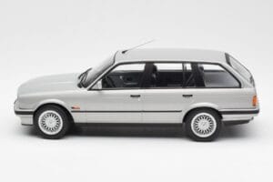 BMW 325i E30 Touring Silver Norev 1:18 183216 Metall — bild 3 av 6