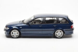 BMW 330i E46 Touring Blå Otto 1:18 OT251 Resin — bild 3 av 6