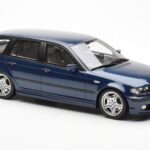 BMW 330i E46 Touring Blå Otto 1:18 - image 4 of 6