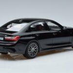 BMW 330i G20 Svart Metallic Norev 1:18 183277 Metall - image 3 of 7