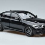 BMW 330i G20 Svart Metallic Norev 1:18 183277 Metall - image 5 of 7