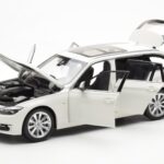 BMW 335i F31 Touring Alpine Vit Paragon 1:18 - image 2 of 8