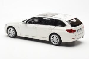 BMW 335i F31 Touring Alpine Vit Paragon 1:18 80432244242 Metall — bild 7 av 8