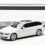 BMW 335i F31 Touring Alpine Vit Paragon 1:18 - image 8 of 8
