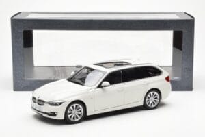 BMW 335i F31 Touring Alpine Vit Paragon 1:18 80432244242 Metall — bild 8 av 8